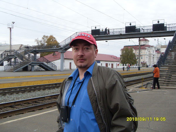 Александр Иванов