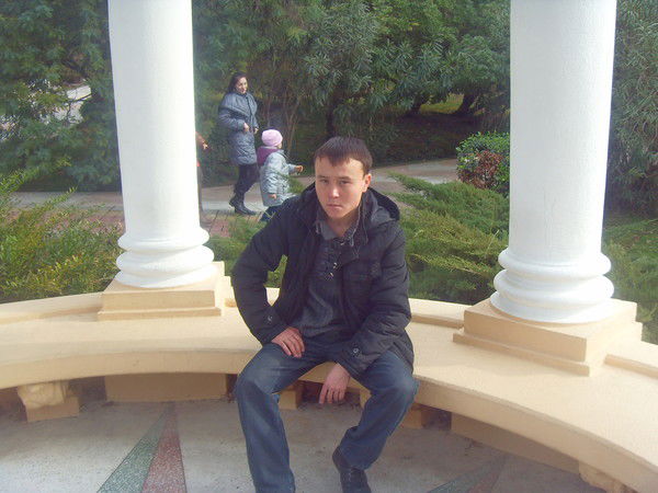 Эльмар Суйханов