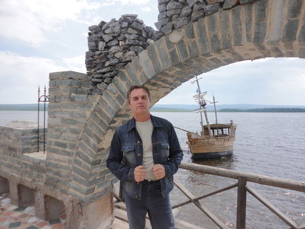 Александр Балмасов