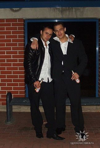 Дмитрий _______