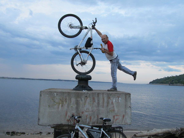 Женек Лаврентьев