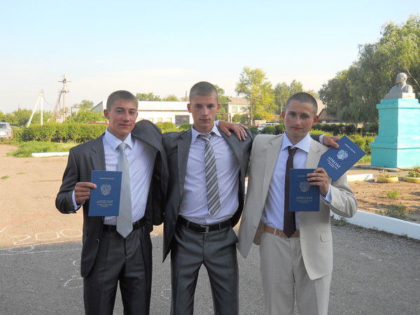 Артём Попов