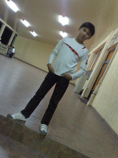 Тимур Мухтар