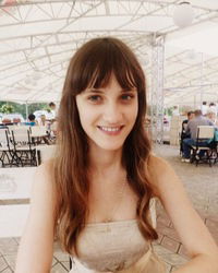 Карина Губенок