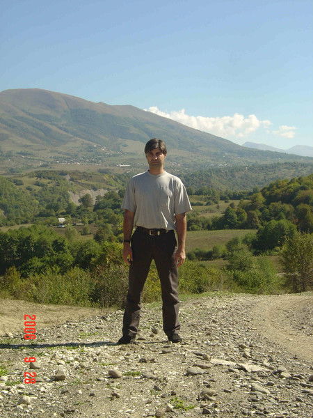 Адам Махагов