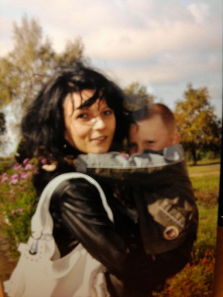 Альона Попович