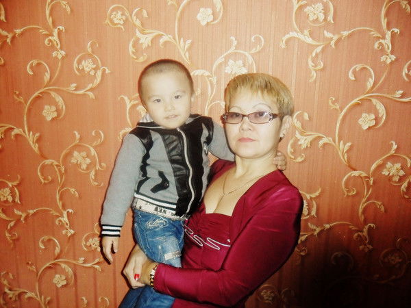 Оля Исаканова