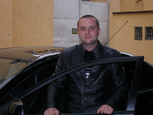 Олег Шестых