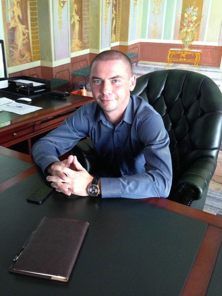 Евгений Леонтьев