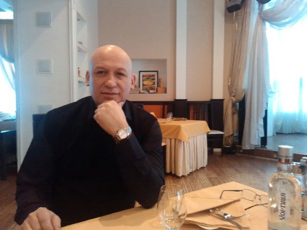 Олег Зайченко