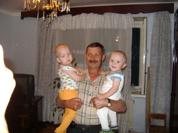 Александр Иванников