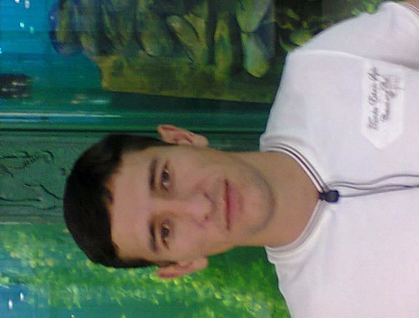 Дамир Естекбаев