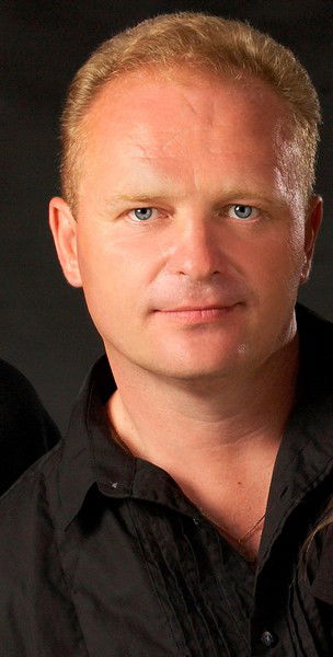 Игорь Кузнецов