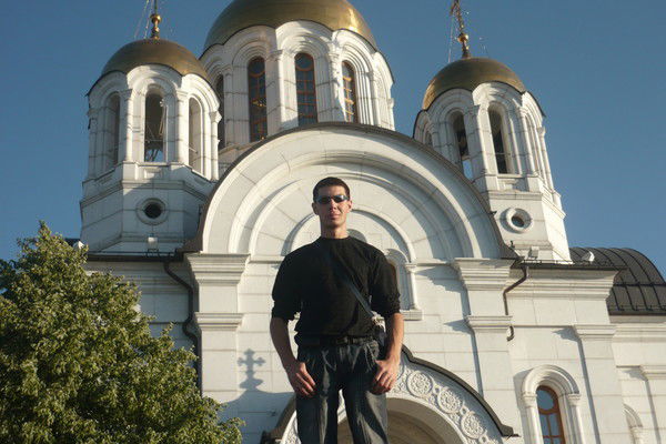 Александр Зова