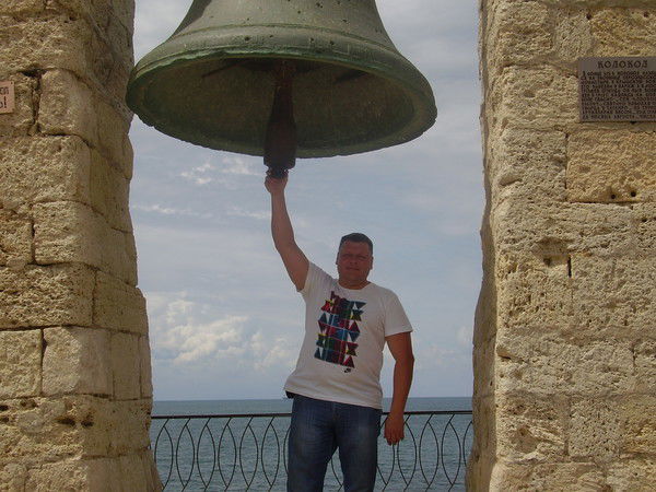 Сергей Чухарев