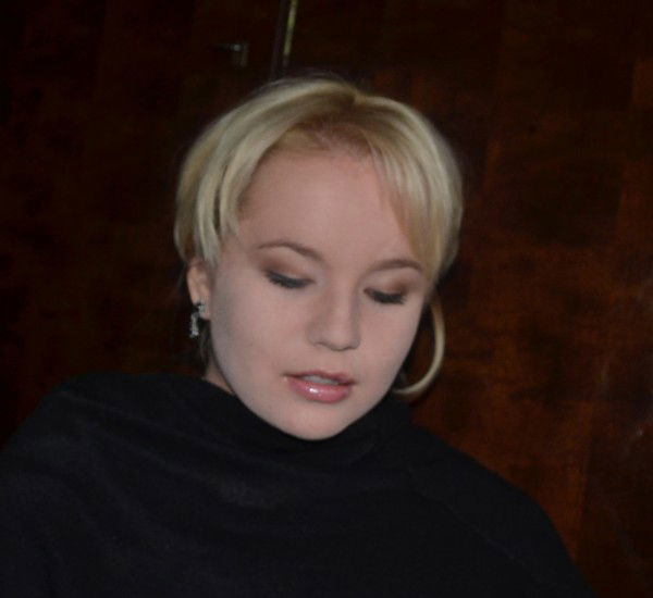 Елена Зарипова