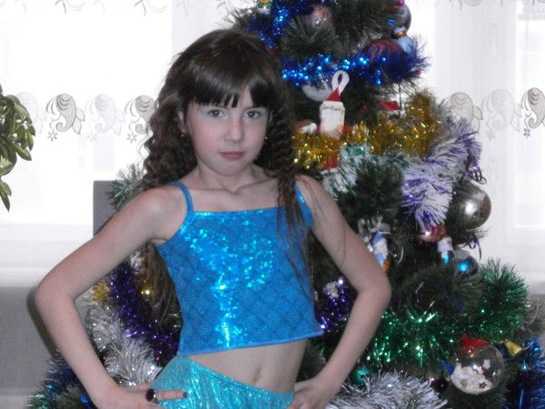 Аня Липинская