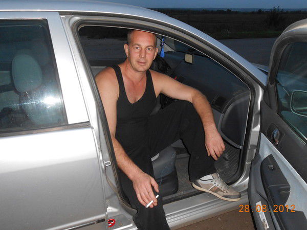 Виктор Мельников