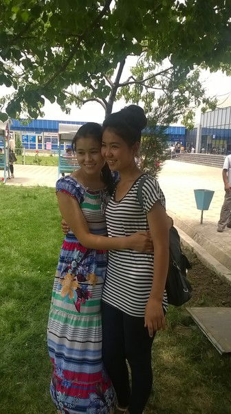 Муслимка Мен Сени Аллах Учун Жакшы Кором