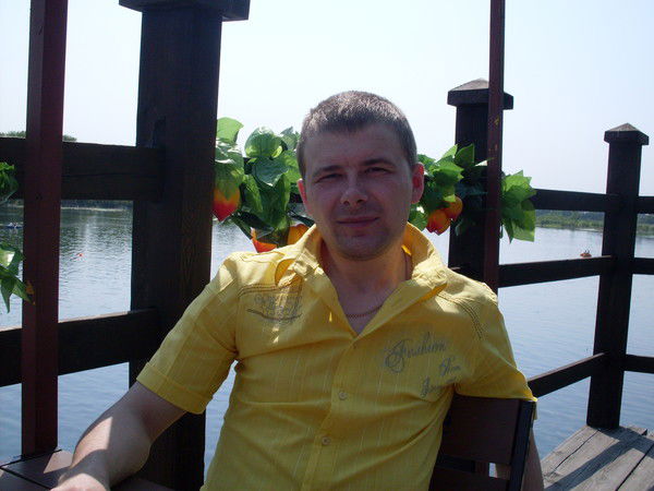 Виктор Олару