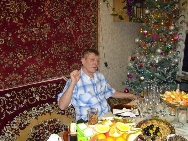 Виктор Анохин