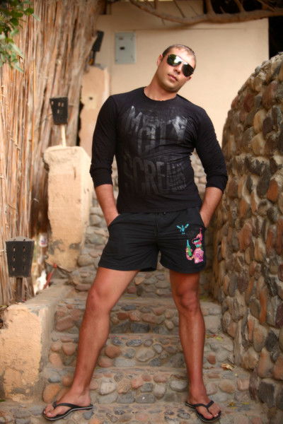 Влад Юрласов