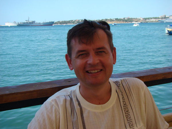 Игорь Незнанов