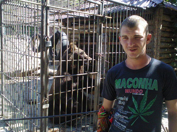 Саша Стеценко