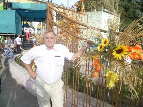 Николай Хасанов