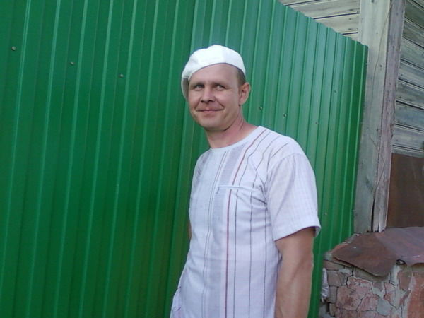 Александр Сахнов