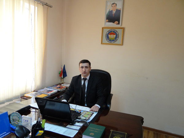 Парвез Нидоев