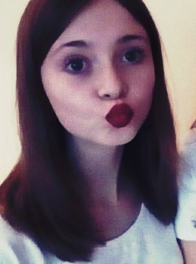 Яна Сафарова