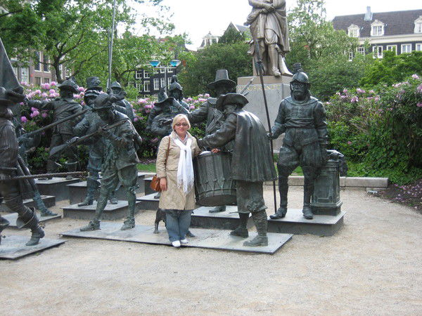 Лира Ахматова