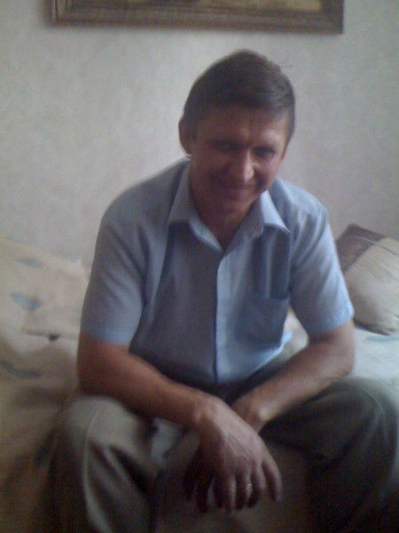 Виктор Плотников