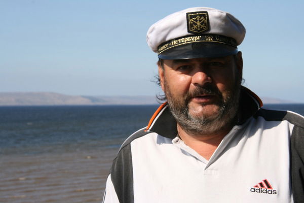 Владимир Петров