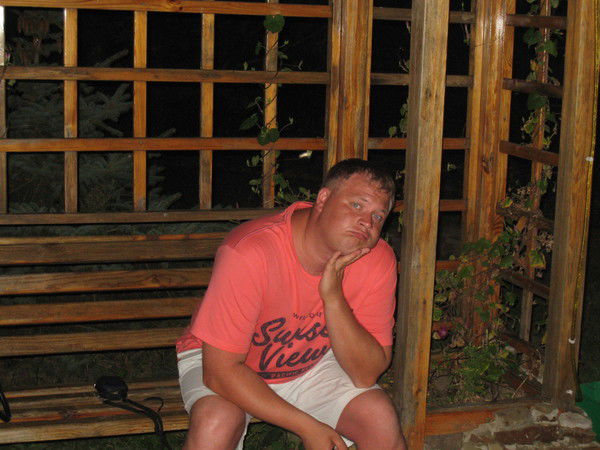 Денис Емельянов