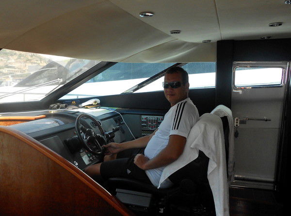 Александр Калашников