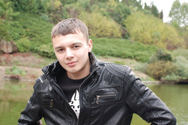 Женя Денисов