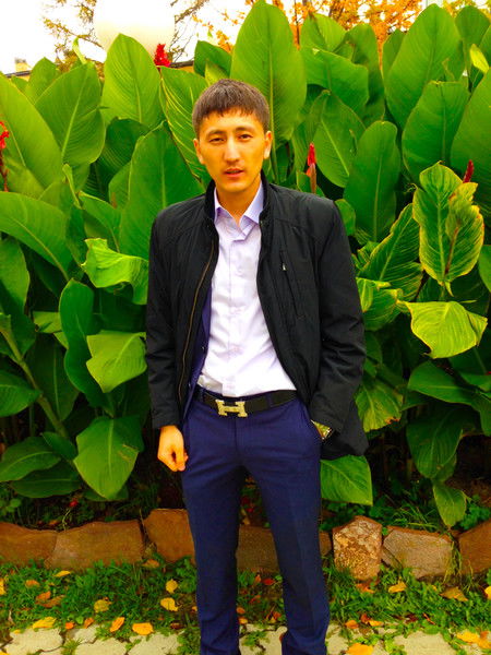 Уалихан Асылбек