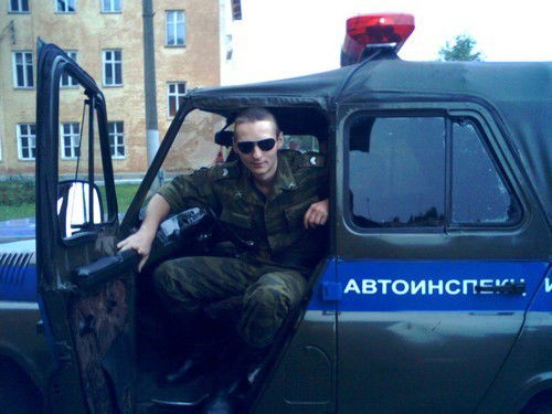 Артем Калмыков