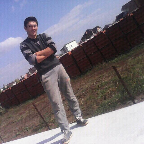 Айбек Жаратканов