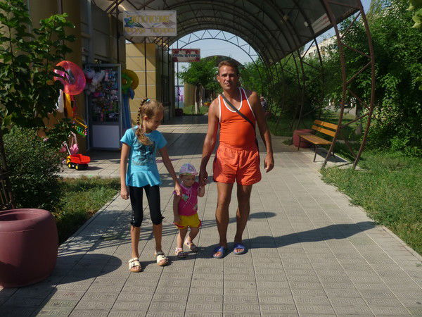 Виталий Шутов