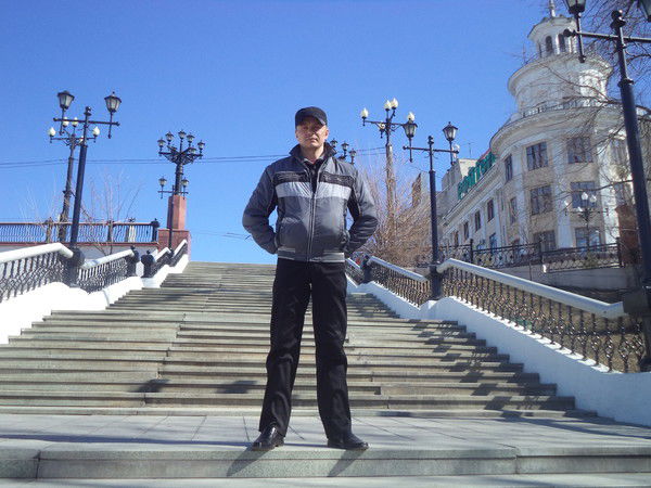 Евгений Суханов