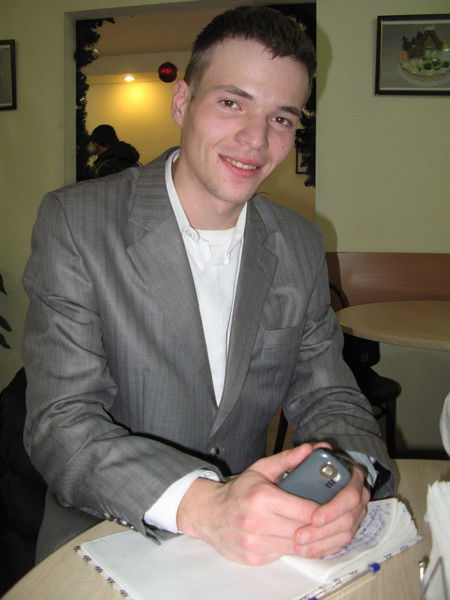 Александр Ледаков