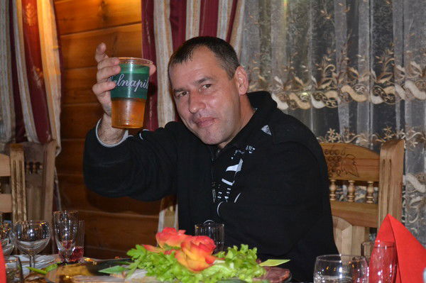 Анатолий Олинов