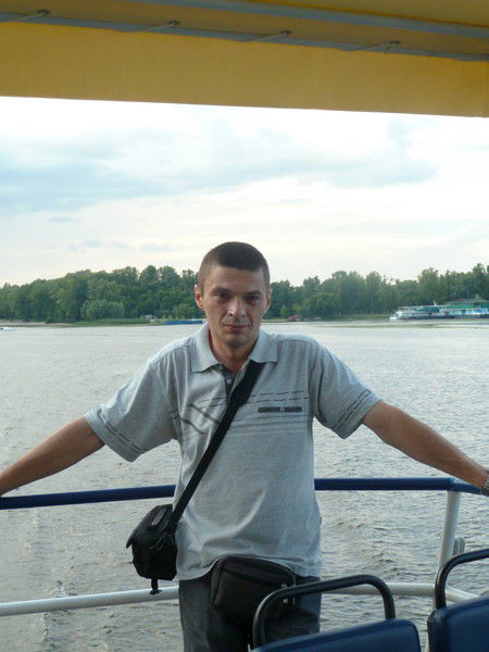 Дмитрий Голощапов