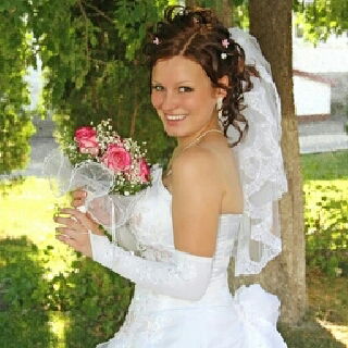 Александра Попова