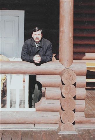 Михаил Степанов