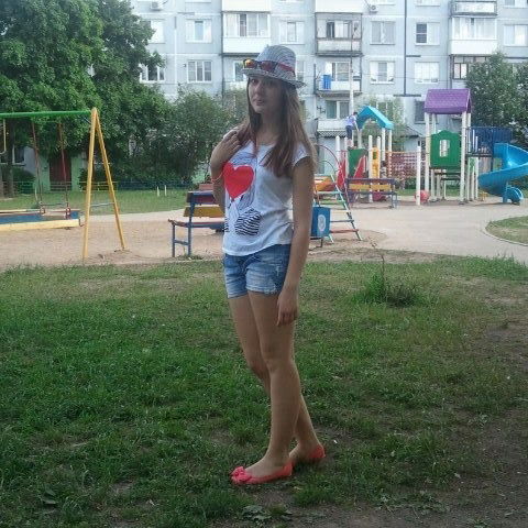 Нюська Love Макарова