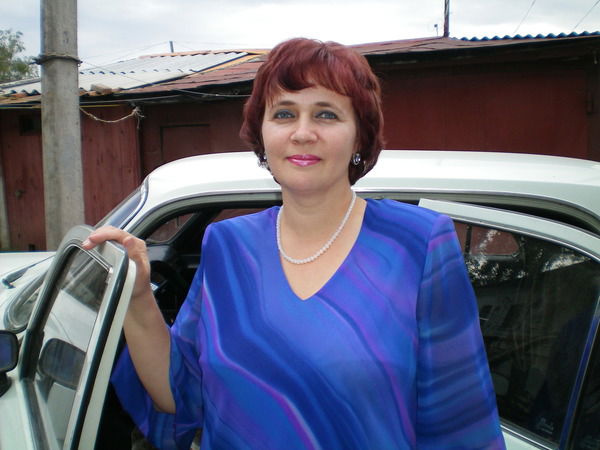 Марина Сахарнова